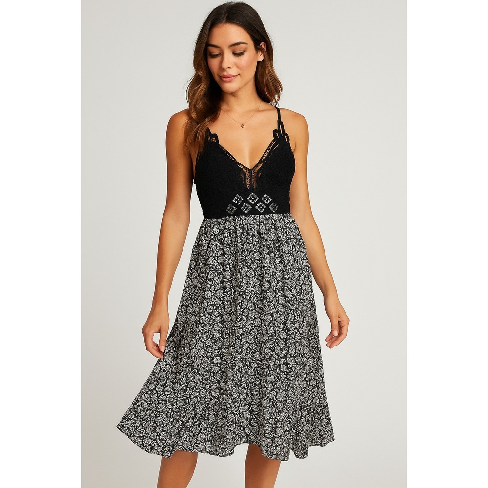 Cupshe Black Lace Crochet Floral Maxi Dress Women's Size Small